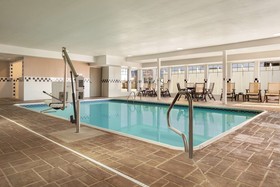 Country Inn & Suites by Radisson, Bloomington-Normal Airport, IL