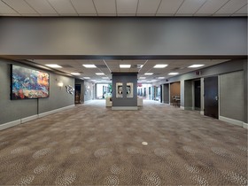 DoubleTree by Hilton Hotel Bloomington