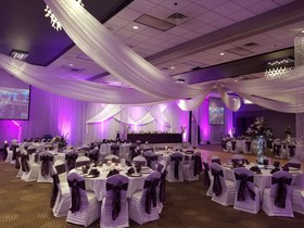 DoubleTree by Hilton Hotel Bloomington