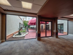 DoubleTree by Hilton Hotel Bloomington