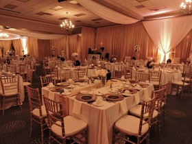 DoubleTree by Hilton Hotel Bloomington