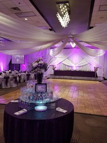DoubleTree by Hilton Hotel Bloomington