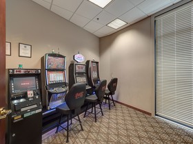 DoubleTree by Hilton Hotel Bloomington