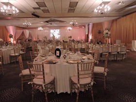 DoubleTree by Hilton Hotel Bloomington