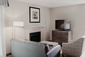 Eastland Suites Hotel & Conference Center