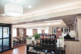Hampton Inn Bloomington West