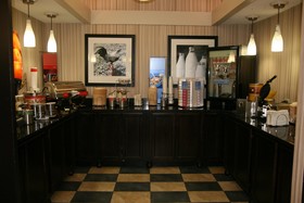 Hampton Inn Bloomington West