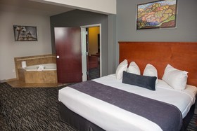 Parke Regency Hotel & Conference Center, BW Premier Collection