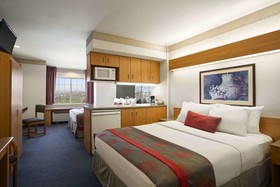 Ramada Limited Bloomington
