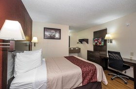 Red Roof Inn Bloomington