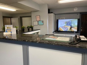 Super 8 by Wyndham Bloomington