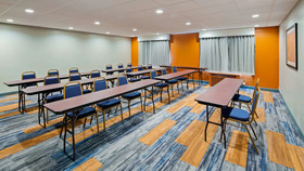 Country Inn & Suites by Radisson, Bolingbrook, I-55