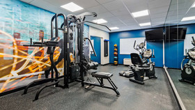 Country Inn & Suites by Radisson, Bolingbrook, I-55