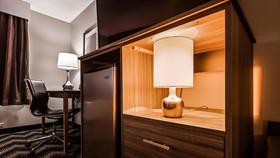 Country Inn & Suites by Radisson, Bolingbrook, I-55