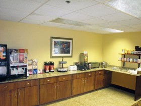 Country Inn & Suites by Radisson, Bolingbrook, I-55