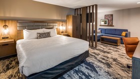 Best Western Plus Bourbonnais Hotel & Suites