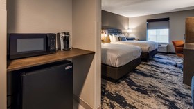 Best Western Plus Bourbonnais Hotel & Suites