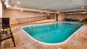 Best Western Plus Bourbonnais Hotel & Suites