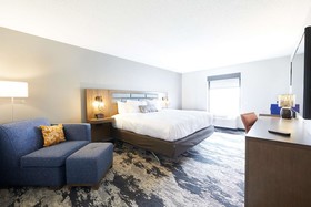 Best Western Plus Bourbonnais Hotel & Suites