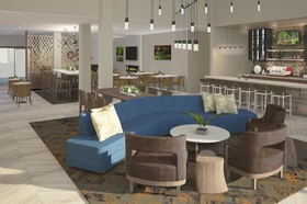 Best Western Plus Bourbonnais Hotel & Suites