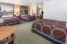 Super 8 by Wyndham Bourbonnais/Kankakee Area