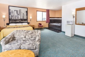 Super 8 by Wyndham Bourbonnais/Kankakee Area