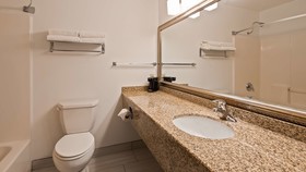 Best Western Inn & Suites - Midway Airport