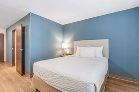 WoodSpring Suites Chicago Midway
