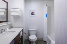 Hampton Inn and Suites Chicago-Burr Ridge