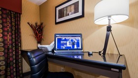 Best Western Saluki Inn