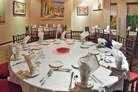 Holiday Inn & Suites Chicago-Carol Stream (Wheaton)