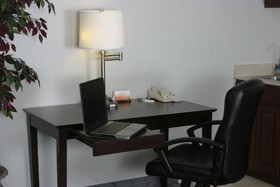 Holiday Inn & Suites Chicago-Carol Stream (Wheaton)