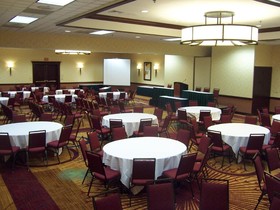 Holiday Inn & Suites Chicago-Carol Stream (Wheaton)