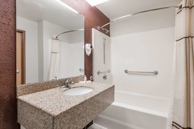 Days Inn & Suites by Wyndham Casey