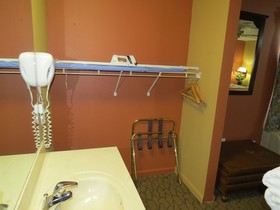 First Western Inn Caseyville