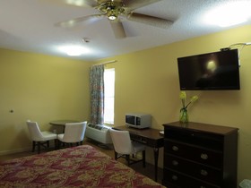 First Western Inn Caseyville