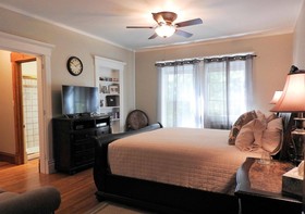 Champaign Garden Inn