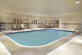Country Inn & Suites by Radisson, Champaign North, IL