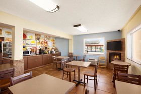 Days Inn by Wyndham Champaign/Urbana