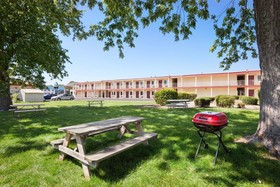 Days Inn by Wyndham Champaign/Urbana