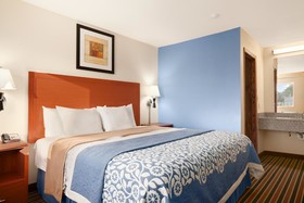 Days Inn by Wyndham Champaign/Urbana