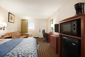 Days Inn by Wyndham Champaign/Urbana