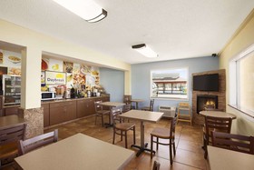 Days Inn by Wyndham Champaign/Urbana