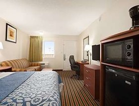Days Inn by Wyndham Champaign/Urbana