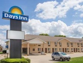 Days Inn by Wyndham Charleston