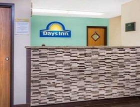 Days Inn by Wyndham Charleston