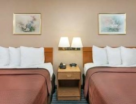 Days Inn by Wyndham Charleston