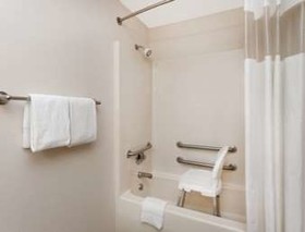 Days Inn by Wyndham Charleston