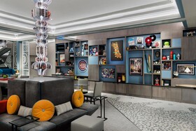 Hotel Versey Chicago Lincoln Park