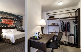 Hotel Versey Chicago Lincoln Park